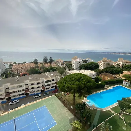 Aio Seaview - Prime Location & Sea Views *